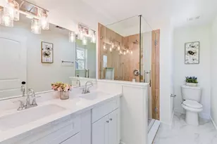 8404 Tate St, Houston, TX 77028 - Photo 9