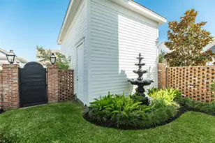 7 Caroline St, Galveston, TX 77554 - Photo 15