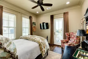 7 Caroline St, Galveston, TX 77554 - Photo 43