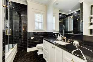 7 Caroline St, Galveston, TX 77554 - Photo 45