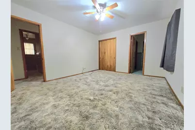 607 S Main Street, Dayton, TX 77535 - Photo 21