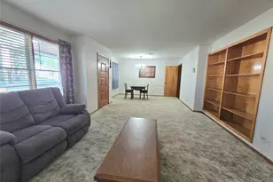 607 S Main St, Dayton, TX 77535 - Photo 5