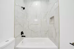221 Armstrong St, Houston, TX 77029 - Photo 1