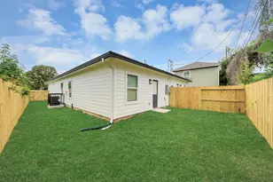 221 Armstrong St, Houston, TX 77029 - Photo 37