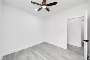 221 Armstrong St, Houston, TX 77029 - Photo 29