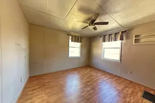 190 White Oak Cir, Point Blank, TX 77364 - Photo 15