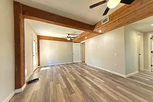 190 White Oak Cir, Point Blank, TX 77364 - Photo 9