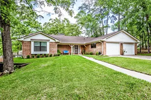 1905 Rollingwood Dr, Huntsville, TX 77340 - Photo 3