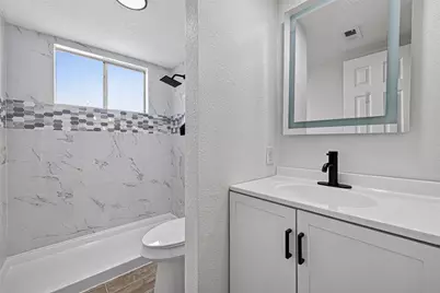 10102 Old Towne Lane, Sugar Land, TX 77498 - Photo 33