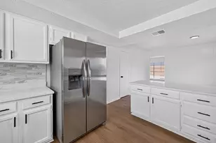 10102 Old Towne Ln, Sugar Land, TX 77498 - Photo 19