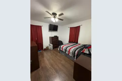 10442 Southport Drive, Houston, TX 77089 - Photo 13