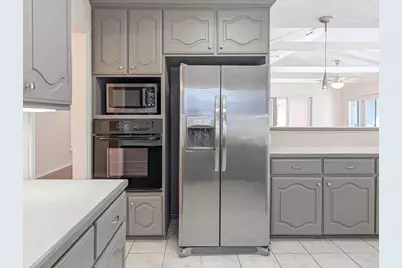 10631 Del Monte Drive, Houston, TX 77042 - Photo 7