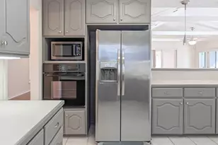 10631 Del Monte Dr, Houston, TX 77042 - Photo 7