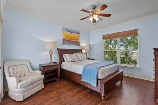2564 E Bayshore Dr, Dickinson, TX 77539 - Photo 15