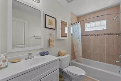 2564 E Bayshore Drive, Dickinson, TX 77539 - Photo 27