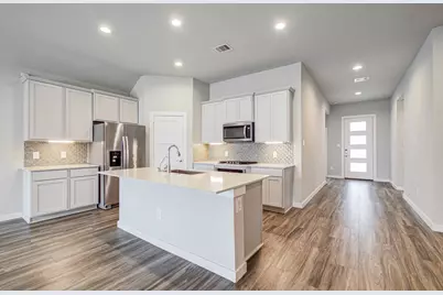 10026 Angelina Woods Lane, Conroe, TX 77384 - Photo 5