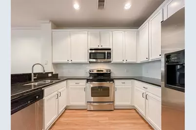 3001 Murworth Drive #1302, Houston, TX 77025 - Photo 3