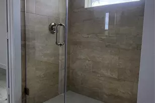 8308 Prairie View Dr, Houston, TX 77088 - Photo 17