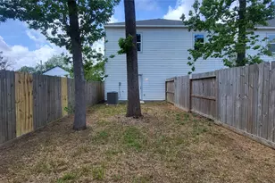 8308 Prairie View Dr, Houston, TX 77088 - Photo 25