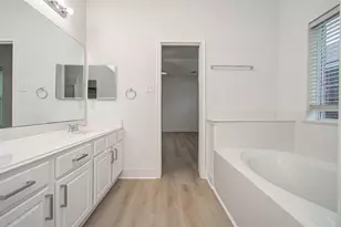4539 Prince St, Baytown, TX 77521 - Photo 11