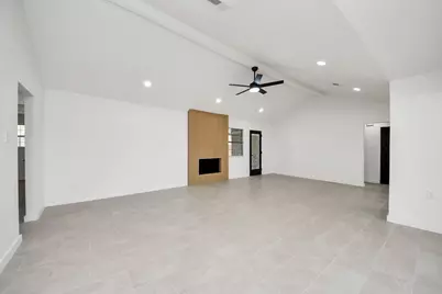 3206 Woodstone Drive, Baytown, TX 77521 - Photo 5