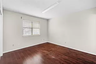 11006 Landsbury Ct, Houston, TX 77099 - Photo 31