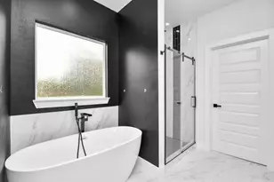 12163 La Salle River Rd, Conroe, TX 77316 - Photo 19