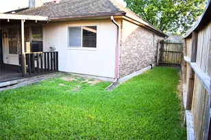 10915 Linwood Ct, La Porte, TX 77571 - Photo 15