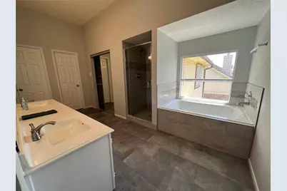 16430 Elmwood Point Lane, Sugar Land, TX 77498 - Photo 17
