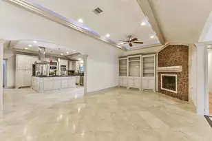 5238 Ariel St, Houston, TX 77096 - Photo 9