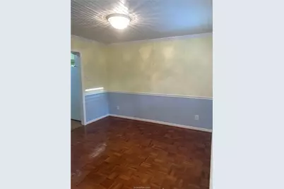 321 E Main Street E, Brenham, TX 77833 - Photo 11