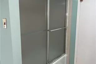 321 E Main Street E, Brenham, TX 77833 - Photo 23