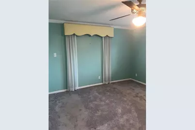 321 E Main Street E, Brenham, TX 77833 - Photo 21