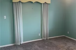 321 E Main Street E, Brenham, TX 77833 - Photo 21