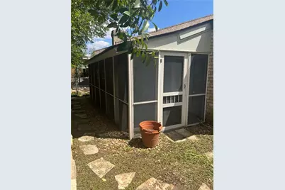 321 E Main Street E, Brenham, TX 77833 - Photo 25