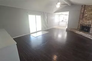 1621 Crestmont Dr, Stafford, TX 77477 - Photo 3