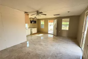 508 County Rd 3404, Cleveland, TX 77327 - Photo 7