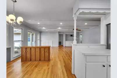 10042 Meadow Lake Lane, Houston, TX 77042 - Photo 19