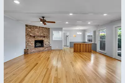 10042 Meadow Lake Lane, Houston, TX 77042 - Photo 25