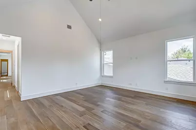 605 E 26th A Street, Houston, TX 77008 - Photo 13