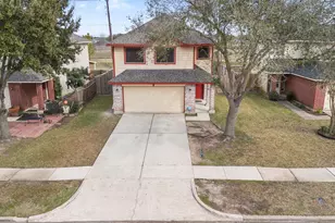13615 Ambrose St, Houston, TX 77045 - Photo 25