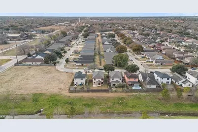 13615 Ambrose Street, Houston, TX 77045 - Photo 31