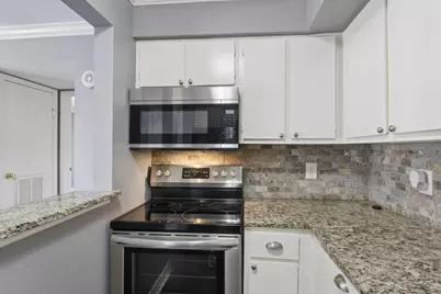 18515 Egret Bay Boulevard #906, Webster, TX 77058 - Photo 13