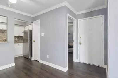 18515 Egret Bay Boulevard #906, Webster, TX 77058 - Photo 5