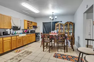 4323 Ave R 1/2, Galveston, TX 77550 - Photo 7