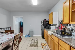 4323 Ave R 1/2, Galveston, TX 77550 - Photo 9