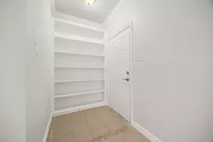 2255 Braeswood Park Dr, Houston, TX 77030 - Photo 5