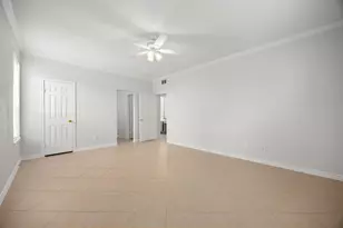 2255 Braeswood Park Dr, Houston, TX 77030 - Photo 15