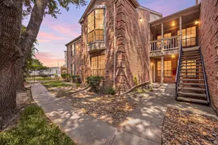 2255 Braeswood Park Dr, Houston, TX 77030 - Photo 3