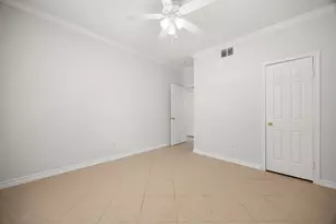2255 Braeswood Park Dr, Houston, TX 77030 - Photo 19